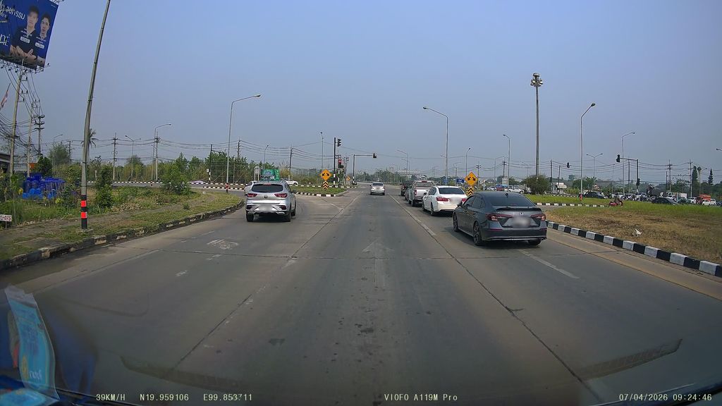 ภาพถนนตรงที่ The Hub ตั้งอยู่ ถ่ายโดย ThailandCambodia พ.ศ. 2569 (2026) · A street-level view of where The Hub stands, by ThailandCambodia in 2569 (2026)