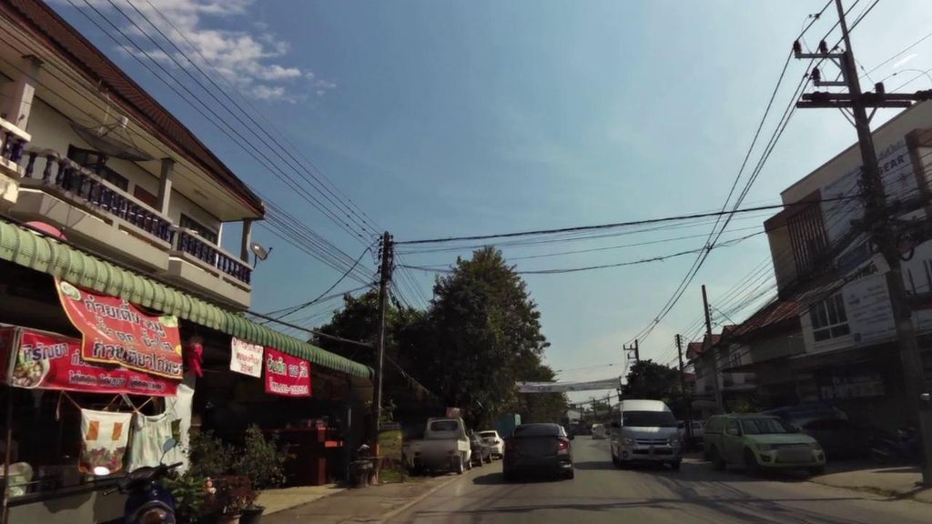 ภาพถนนตรงที่ Beauty Mermaid by Bella ตั้งอยู่ ถ่ายโดย toffy พ.ศ. 2561 (2018) · A street-level view of where Beauty Mermaid by Bella stands, by toffy in 2561 (2018)